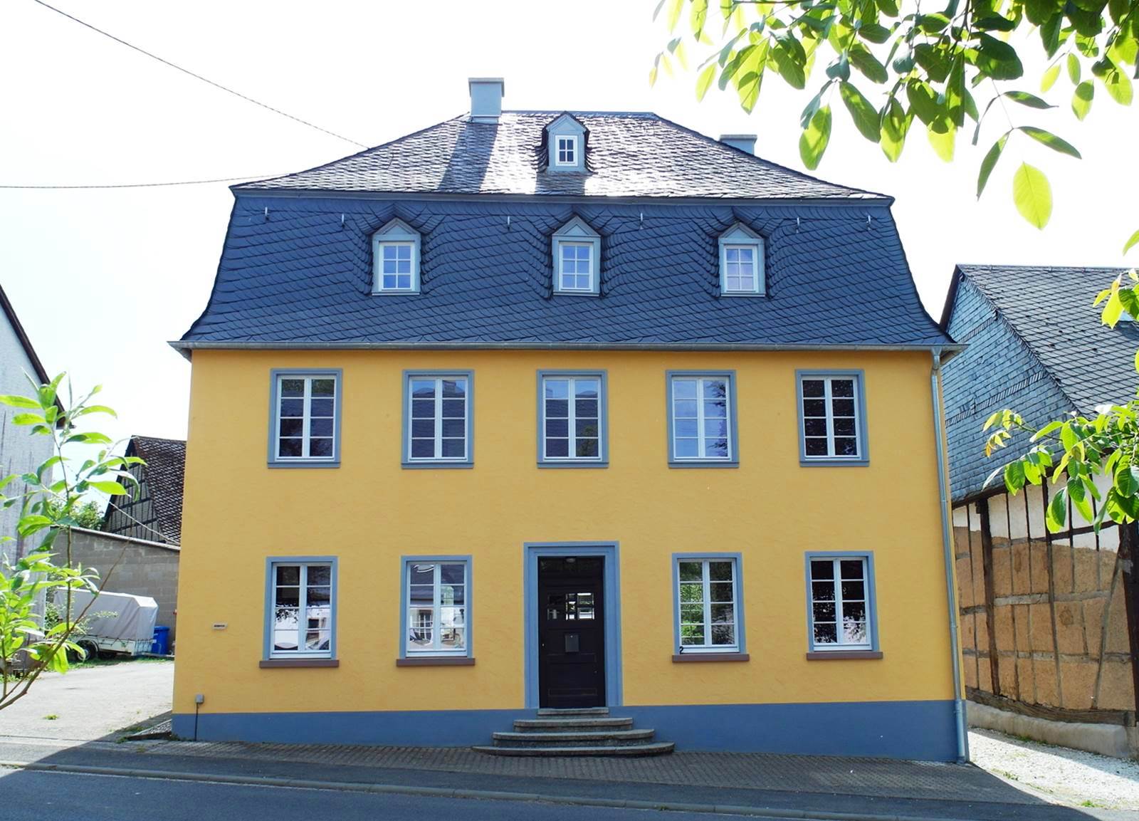 Das gelbe Ferienhaus